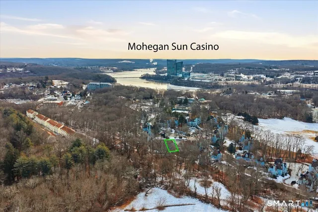 $209,000 | 611 Old Pond Lane, Unit 611, Norwich, CT 06360