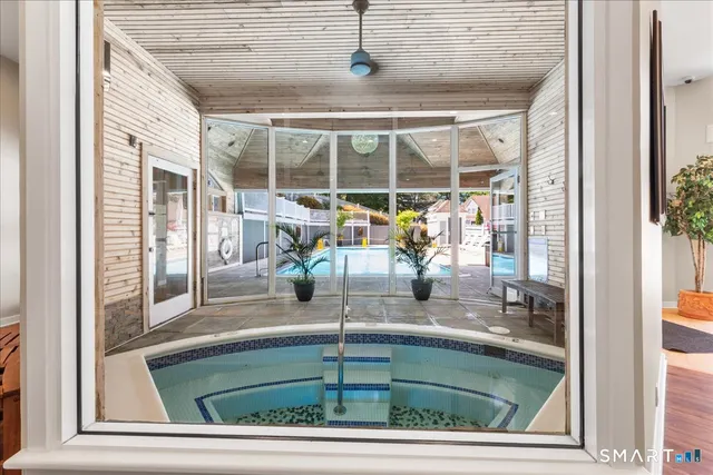 $209,000 | 611 Old Pond Lane, Unit 611, Norwich, CT 06360