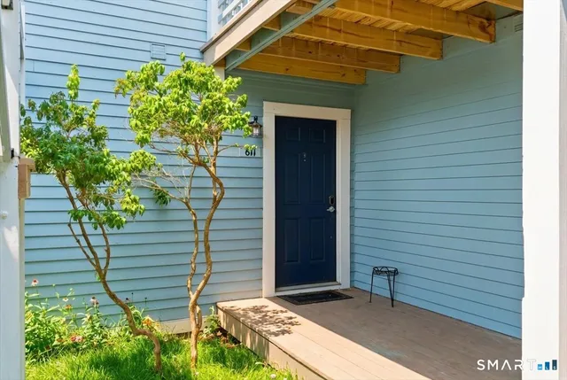 $209,000 | 611 Old Pond Lane, Unit 611, Norwich, CT 06360