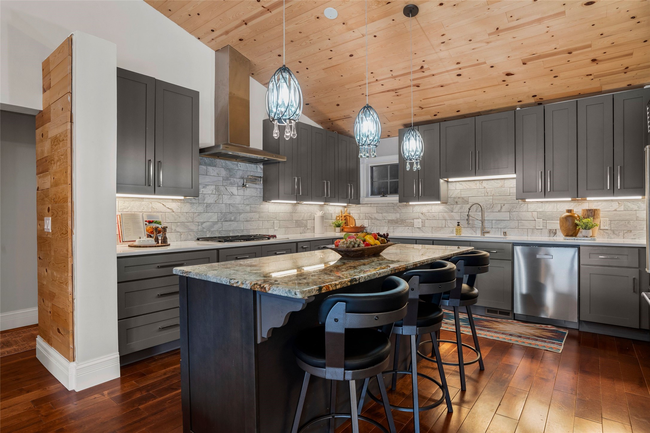 1661 Cerro Gordo Road, Unit E Santa Fe, NM 87501 - Photo 7 of 50 New Kitchen