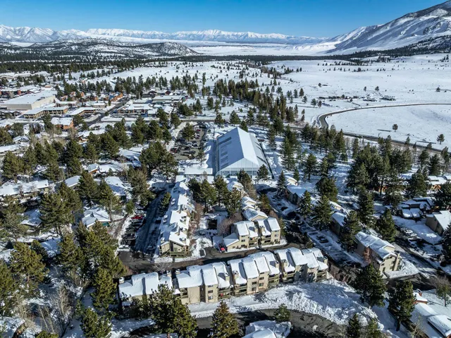 $739,000 | 167 Meadow Lane, Unit 70, Mammoth Lakes, CA 93546