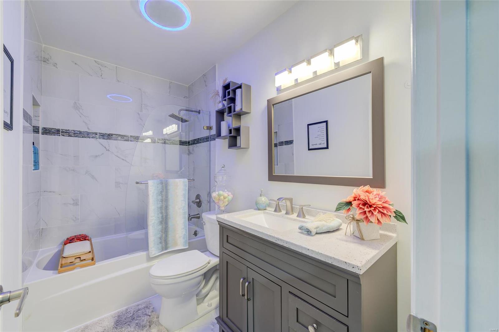 4422 Pegasus Drive St. Louis, MO 63129 - Photo 16 of 28