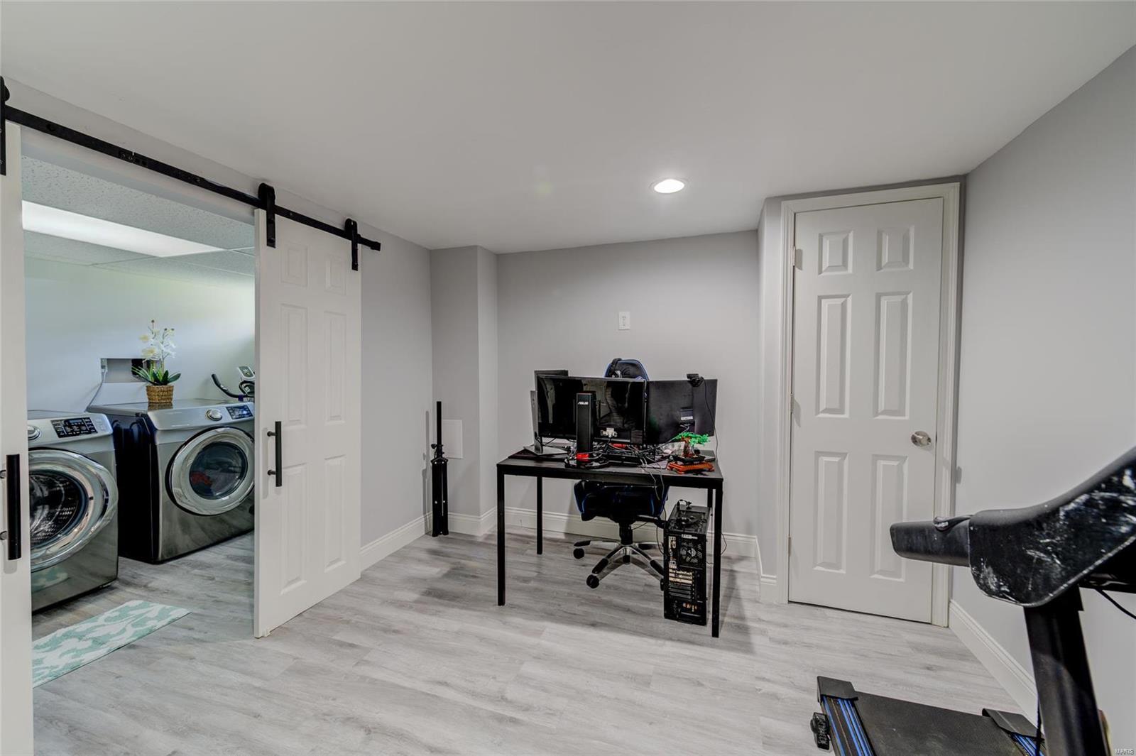 4422 Pegasus Drive St. Louis, MO 63129 - Photo 22 of 28