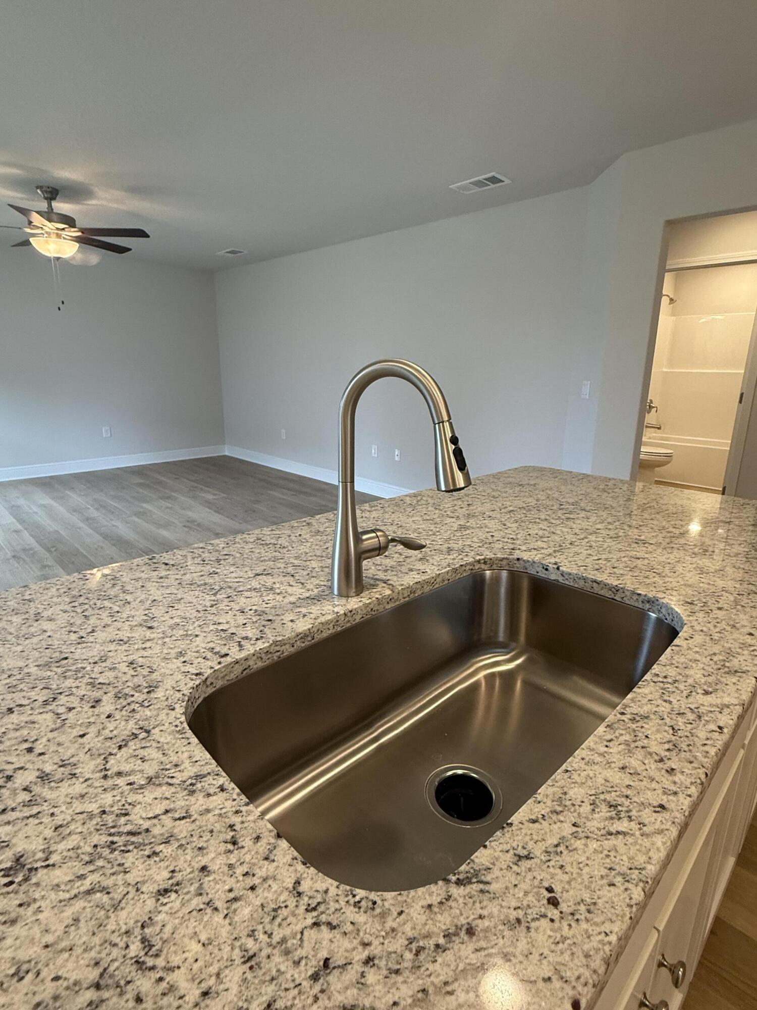 172 Ridgeway Circle Crestview, FL 32536 - Photo 10 of 26 IMG_3952