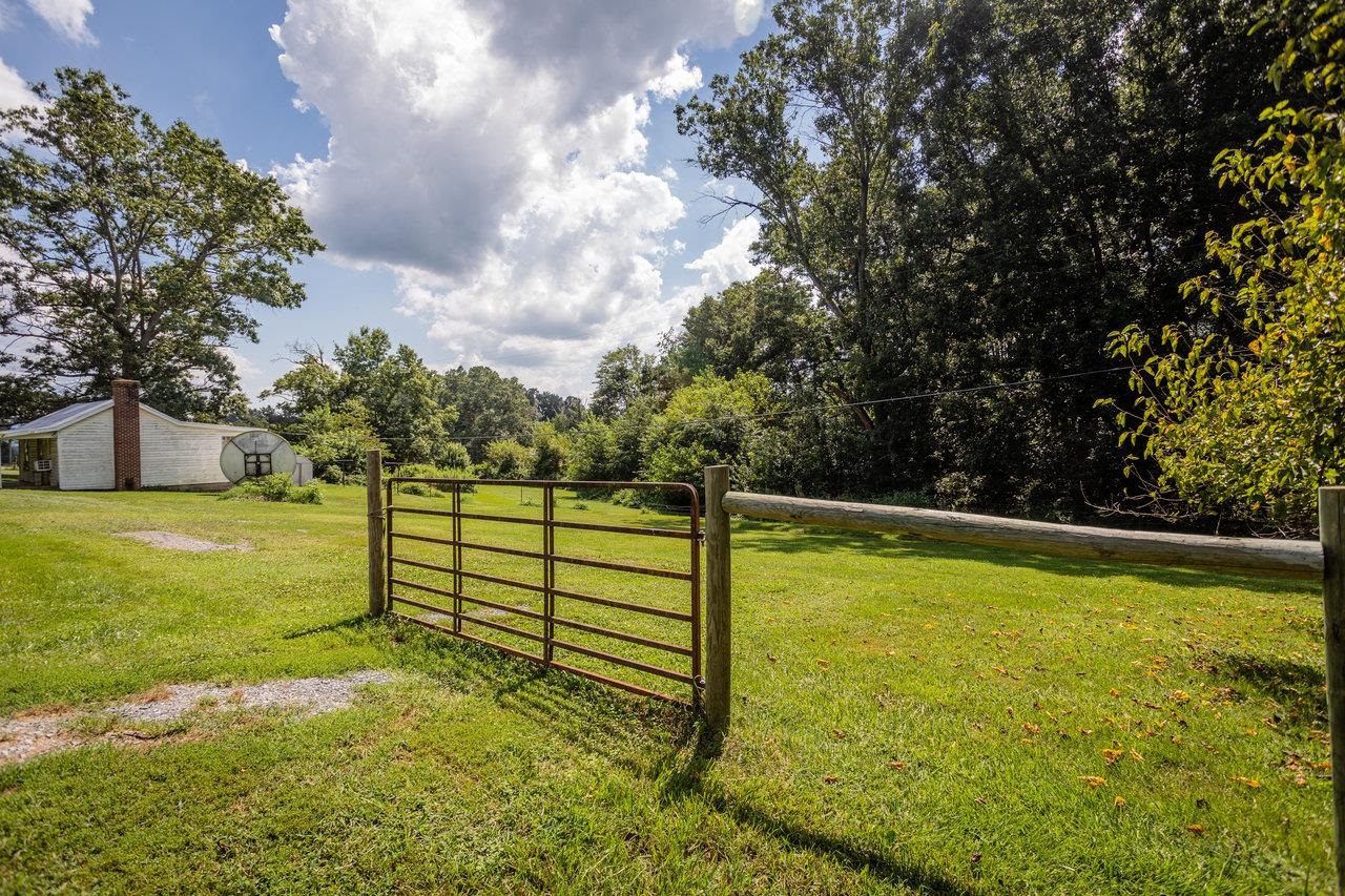 1557 Rinacas Corner Road Shenandoah, VA 22849 - Photo 11 of 32 a view of a swimming pool with an outdoor space