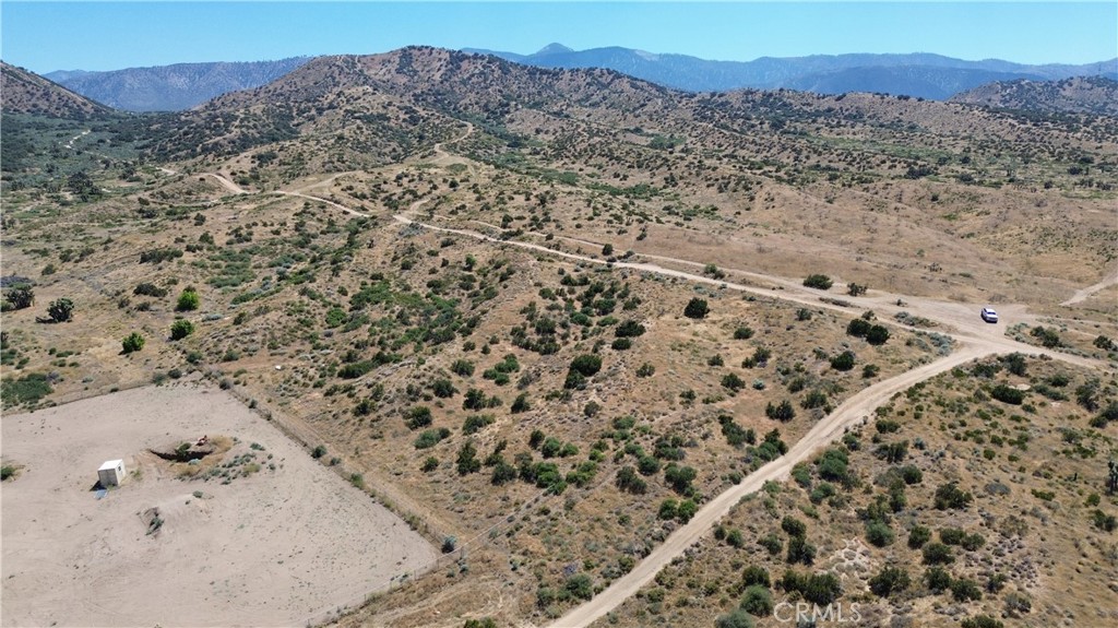 8001 Johnson Road Phelan, CA 92371 - Photo 4 of 14