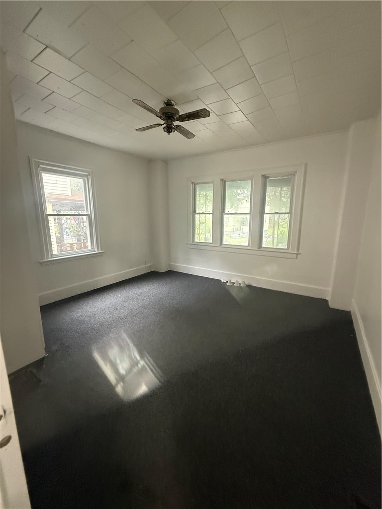 21 Crombie Street Rochester, NY 14605 - Photo 4 of 29 Gallery Image 4