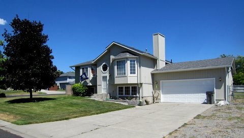 17622 North Colton Street Colbert, WA 99005 - Photo 1 of 17