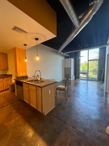 $1,650 | 420 North Adams Street, Unit 305, Tallahassee, FL 32301