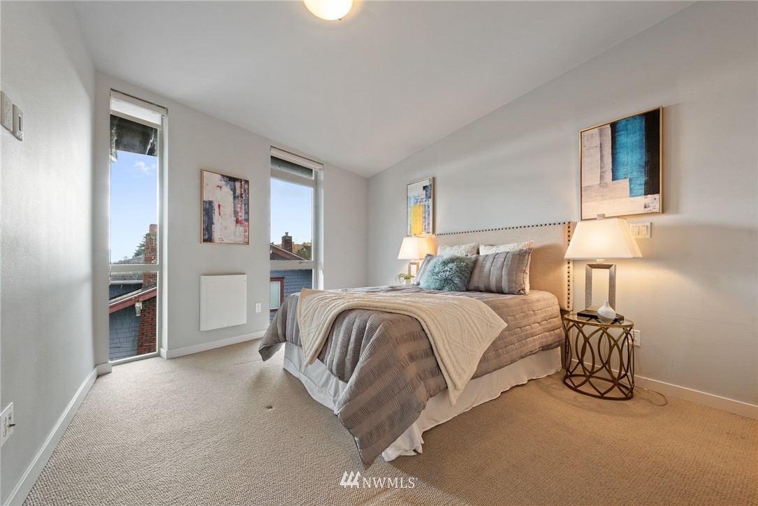 985 North 45th Street Seattle, WA 98103 - Photo 13 of 27