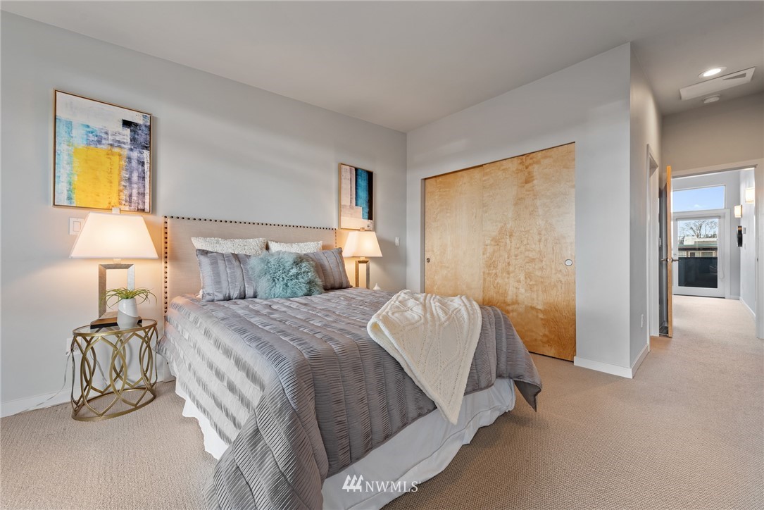 985 North 45th Street Seattle, WA 98103 - Photo 15 of 27