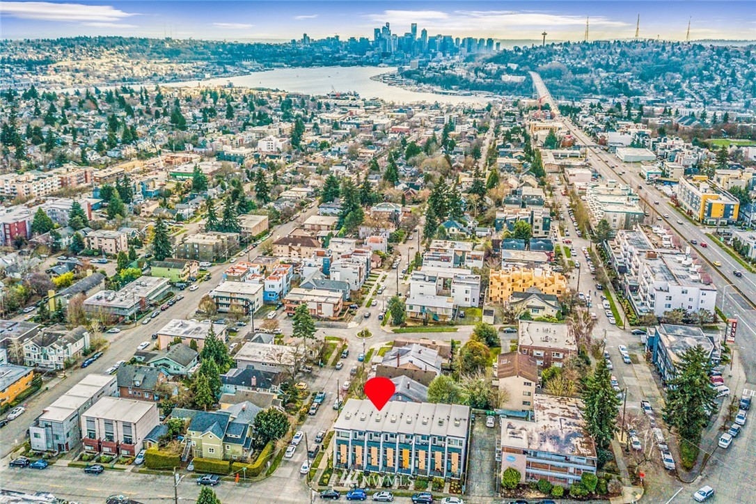 985 North 45th Street Seattle, WA 98103 - Photo 26 of 27