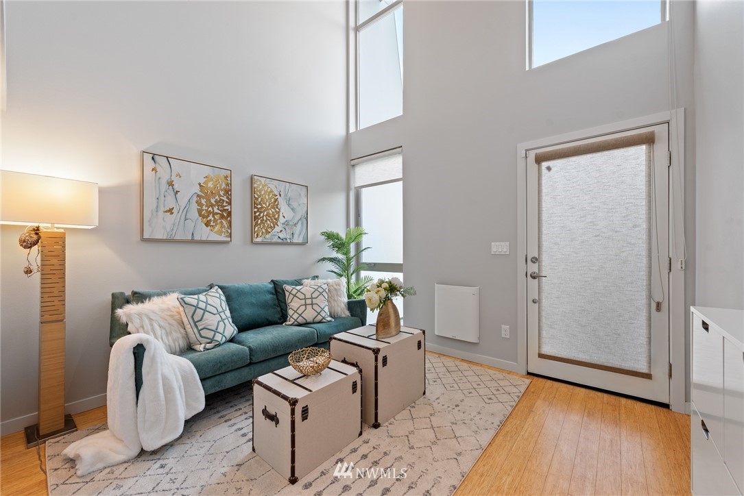 985 North 45th Street Seattle, WA 98103 - Photo 4 of 27