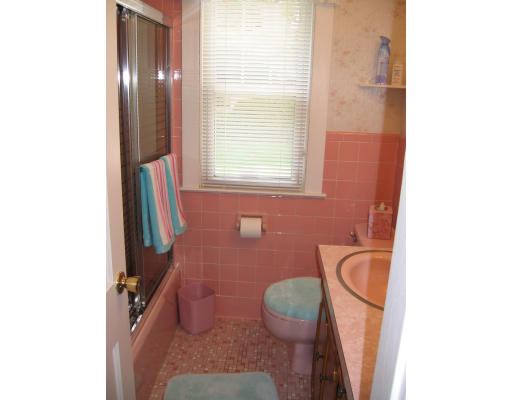 140 Powell Avenue Springfield, MA 01118 - Photo 6 of 10 Gallery Image 6