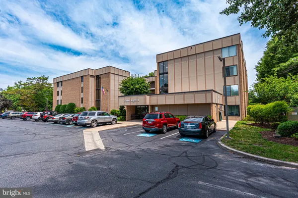 $227,000 | 227 Canal Park Drive, Unit 301, Salisbury, MD 21804