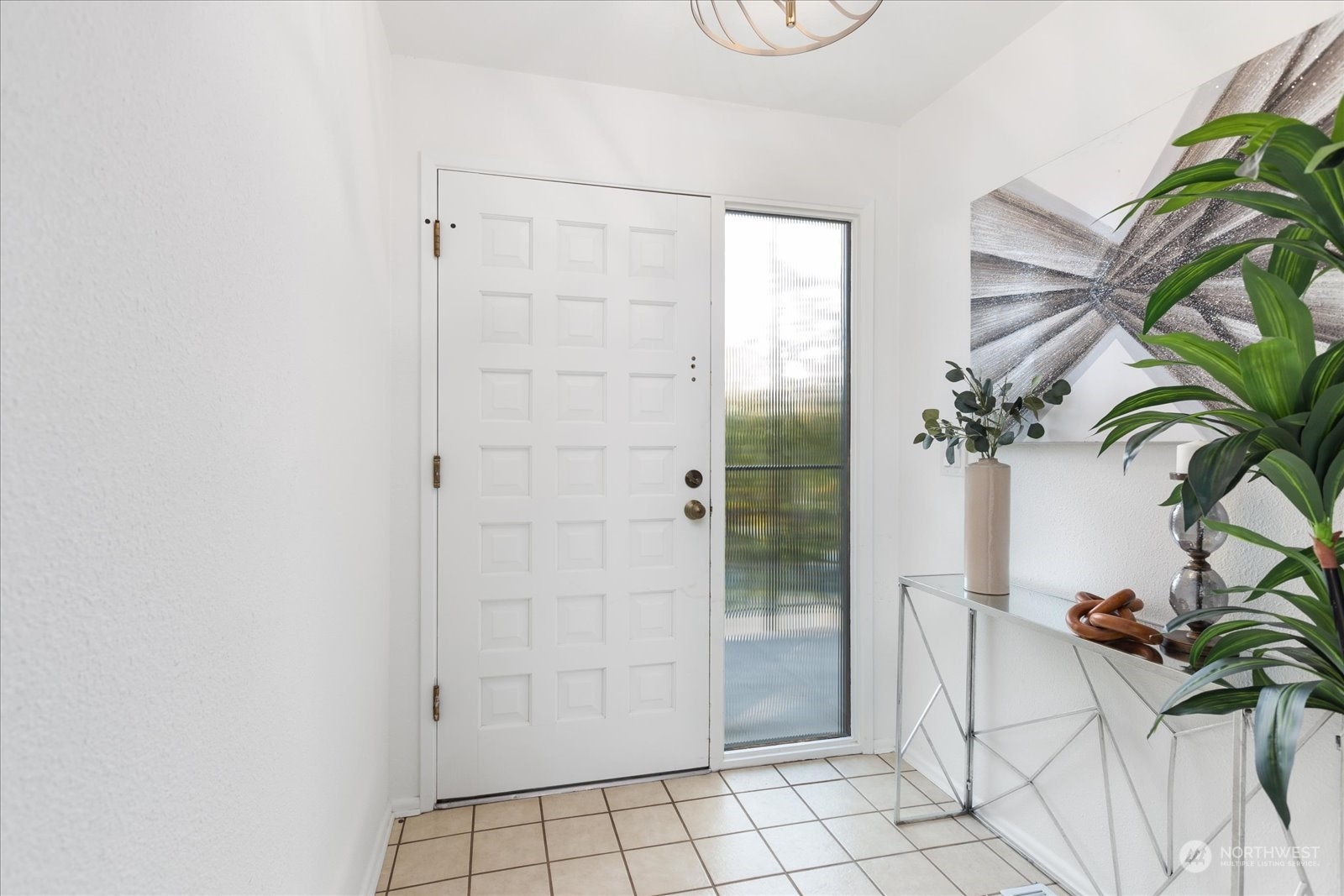 655 Main Street, Unit 202 Edmonds, WA 98020 - Photo 5 of 40