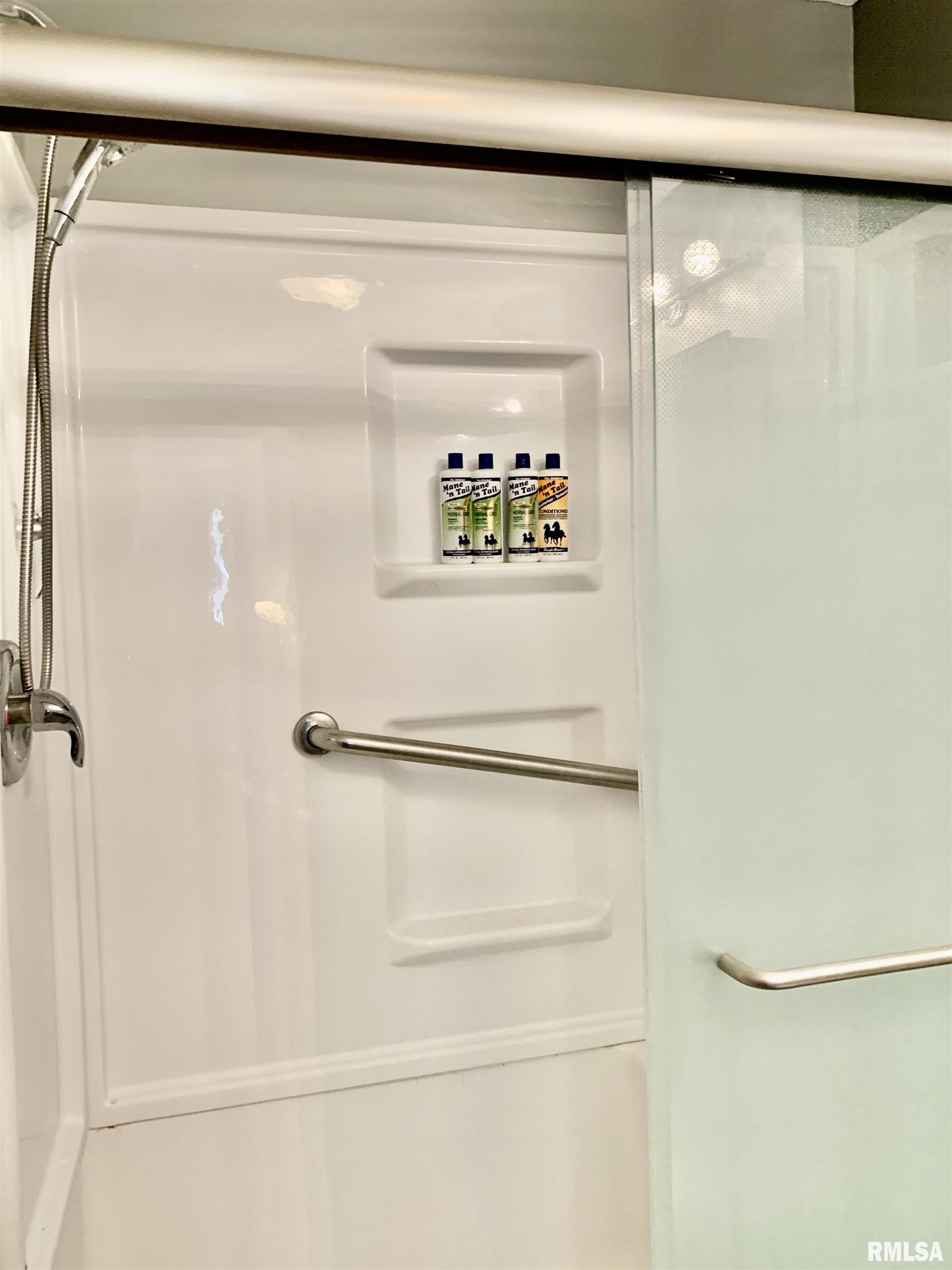 309 West Vandalia Road Jacksonville, IL 62650 - Photo 52 of 71