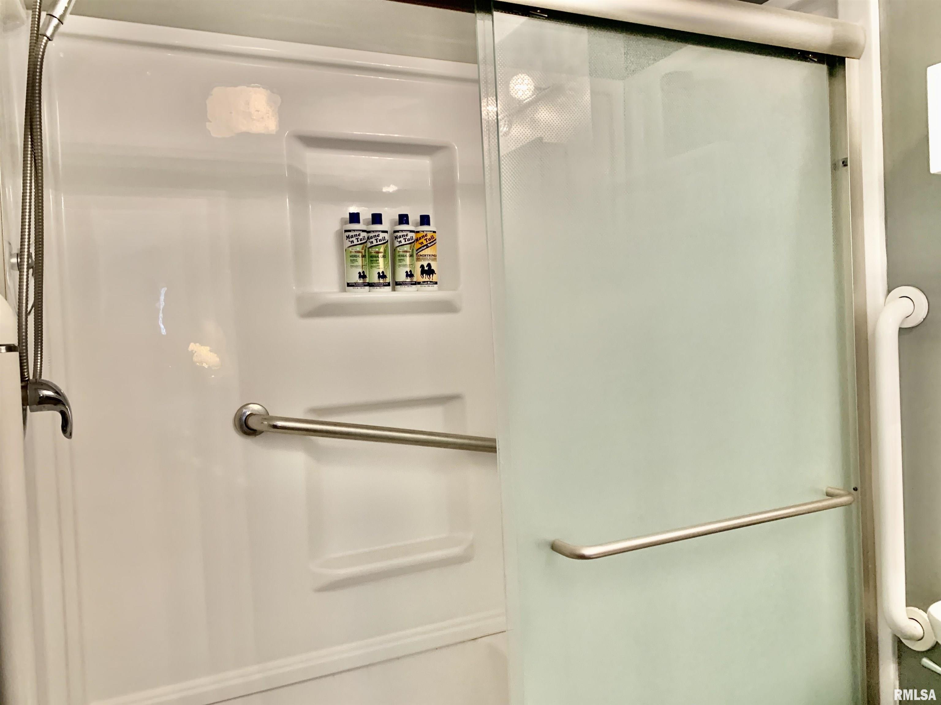 309 West Vandalia Road Jacksonville, IL 62650 - Photo 53 of 71