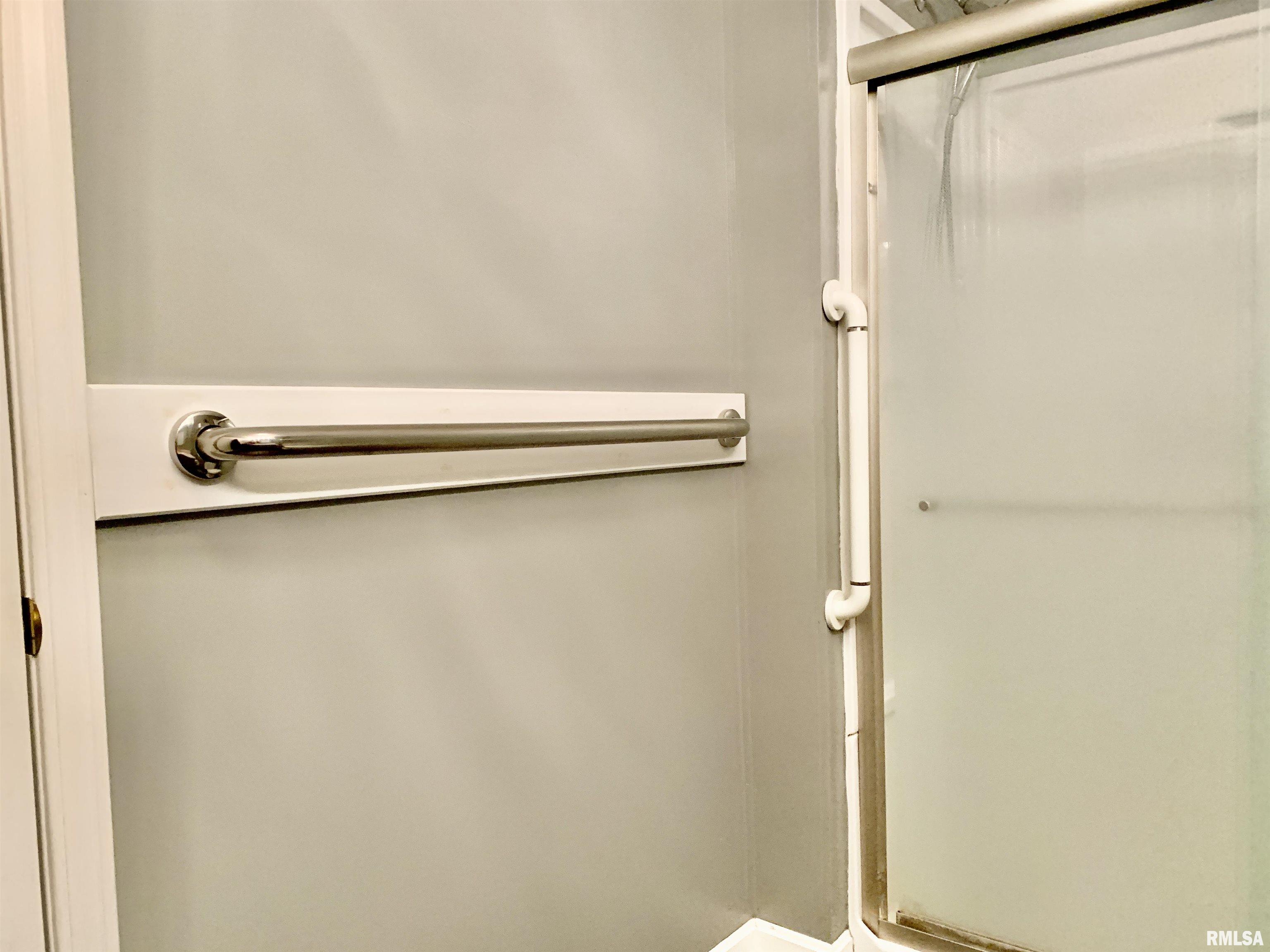 309 West Vandalia Road Jacksonville, IL 62650 - Photo 55 of 71