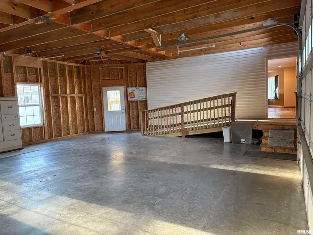 $225,000 | 309 West Vandalia Road, Jacksonville, IL 62650