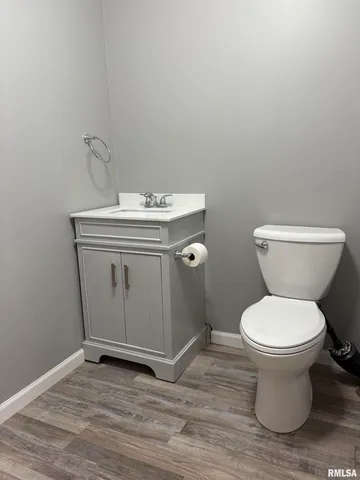 $225,000 | 309 West Vandalia Road, Jacksonville, IL 62650