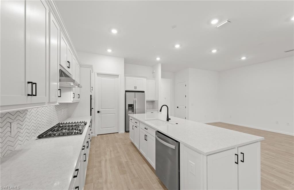 2107 Freemont Way Naples, FL 34120 - Photo 11 of 34