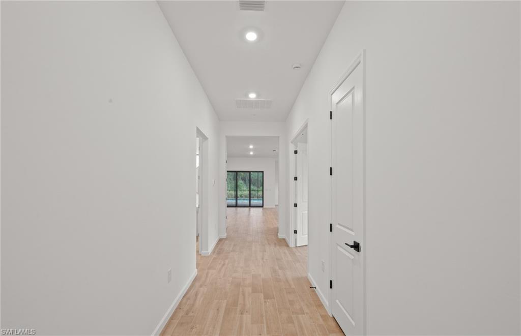 2107 Freemont Way Naples, FL 34120 - Photo 4 of 34