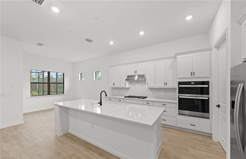 2107 Freemont Way Naples, FL 34120 - Photo 8 of 34