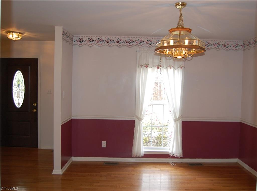 7606 Keating Drive Oak Ridge, NC 27310 - Photo 10 of 30