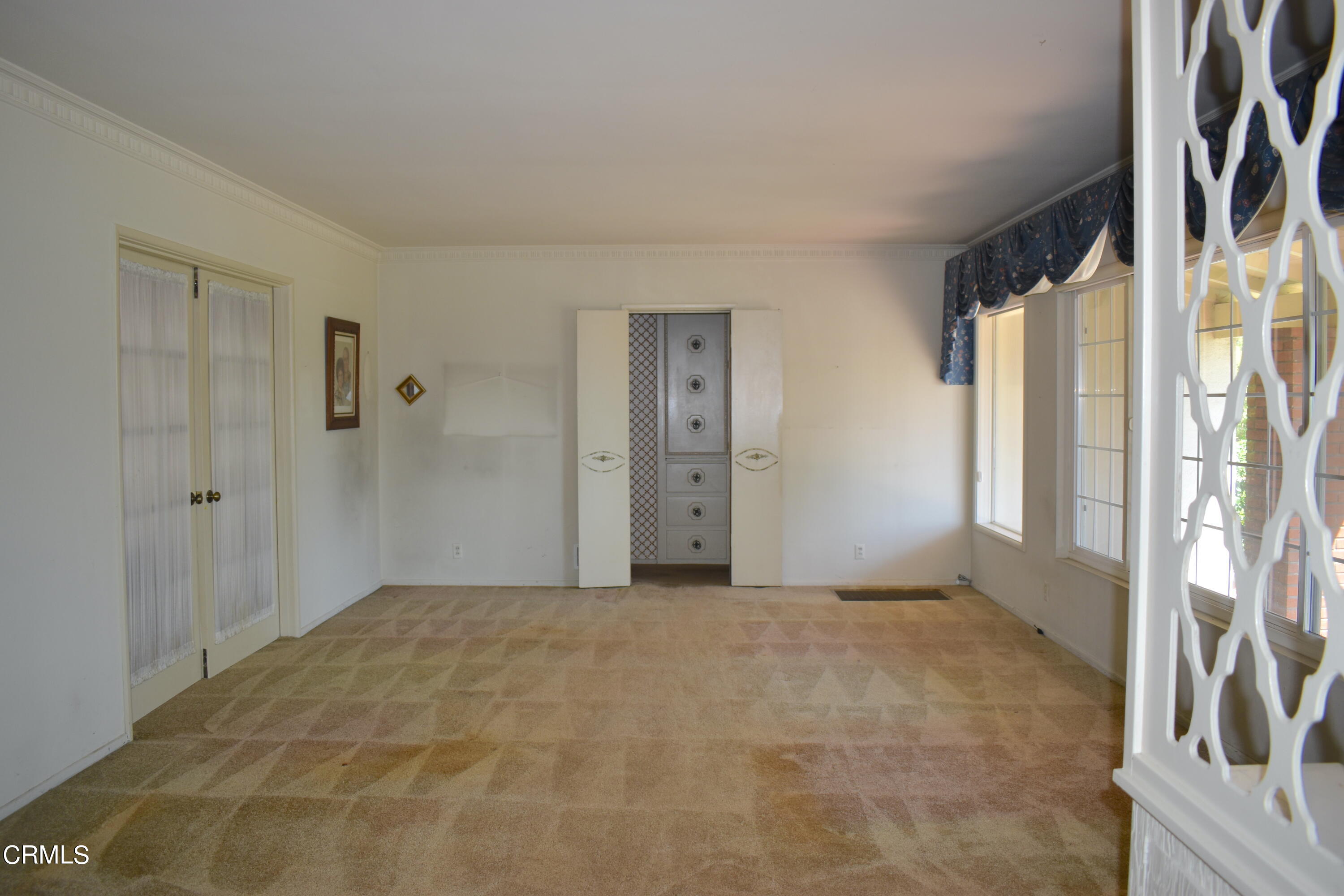 3005 Highridge Road La Crescenta, CA 91214 - Photo 9 of 14 DSC_0374