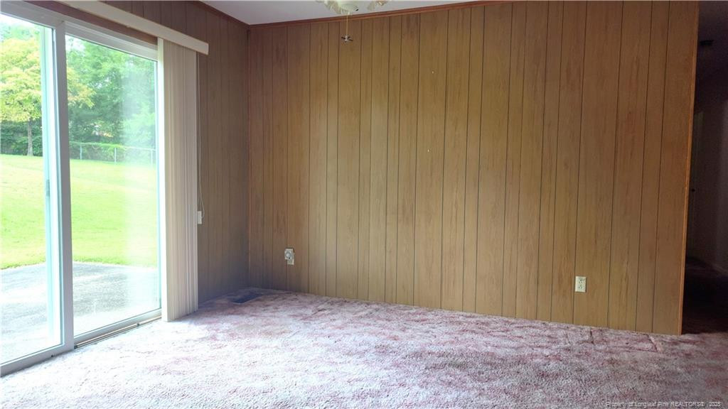 703 Roundtree Drive Fayetteville, NC 28303 - Photo 7 of 21 Photo 7