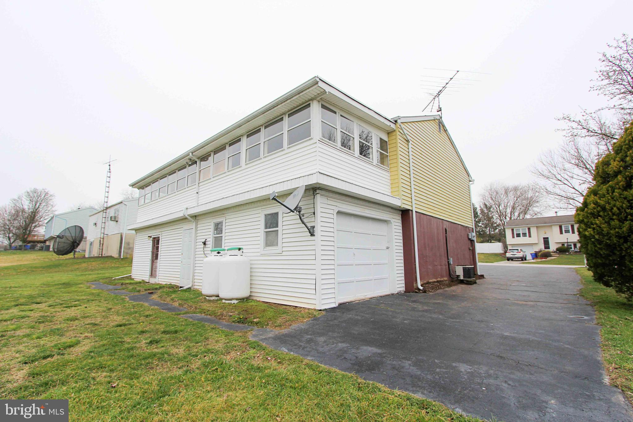 4317 Winchester Road Dover, PA 17315 - Photo 8 of 56 Gallery Image 8