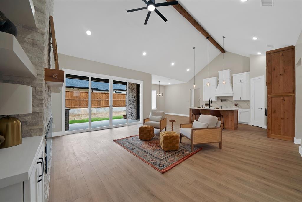 906 North State Street Decatur, TX 76234 - Photo 11 of 40