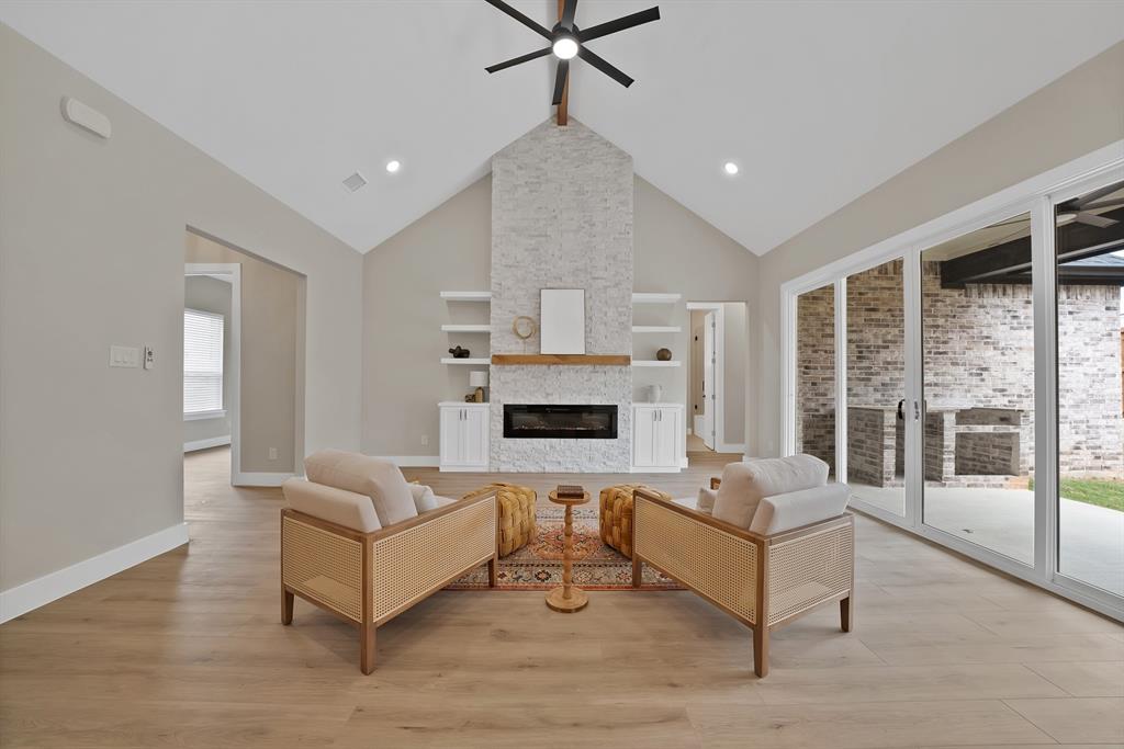 906 North State Street Decatur, TX 76234 - Photo 14 of 40