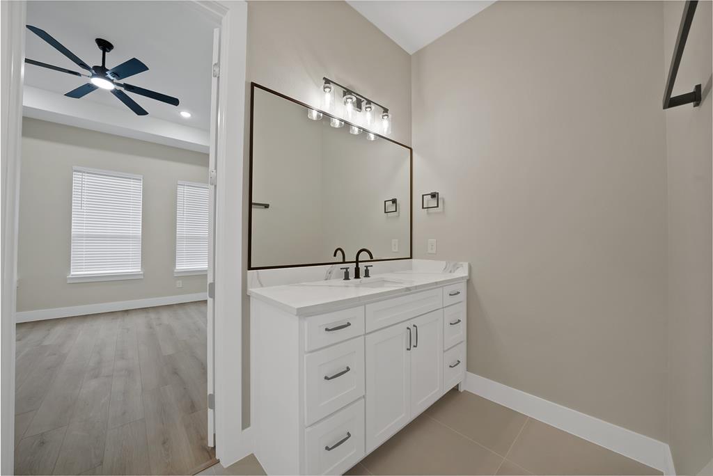 906 North State Street Decatur, TX 76234 - Photo 25 of 40