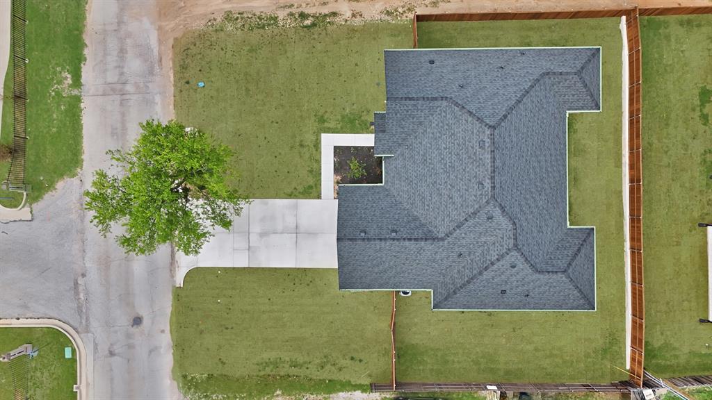 906 North State Street Decatur, TX 76234 - Photo 4 of 40