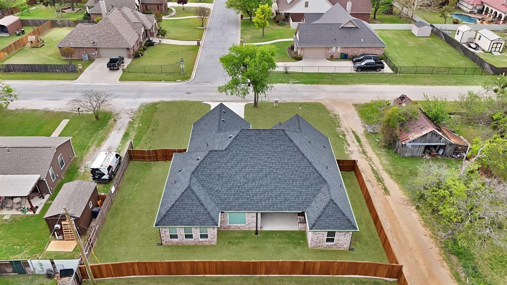 906 North State Street Decatur, TX 76234 - Photo 5 of 40