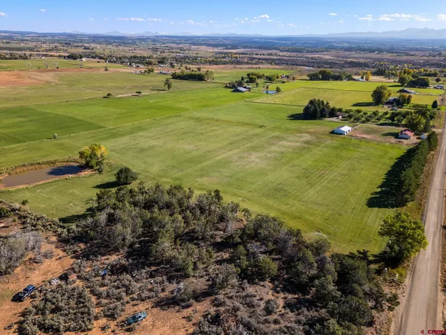 a view of an ocean and a building