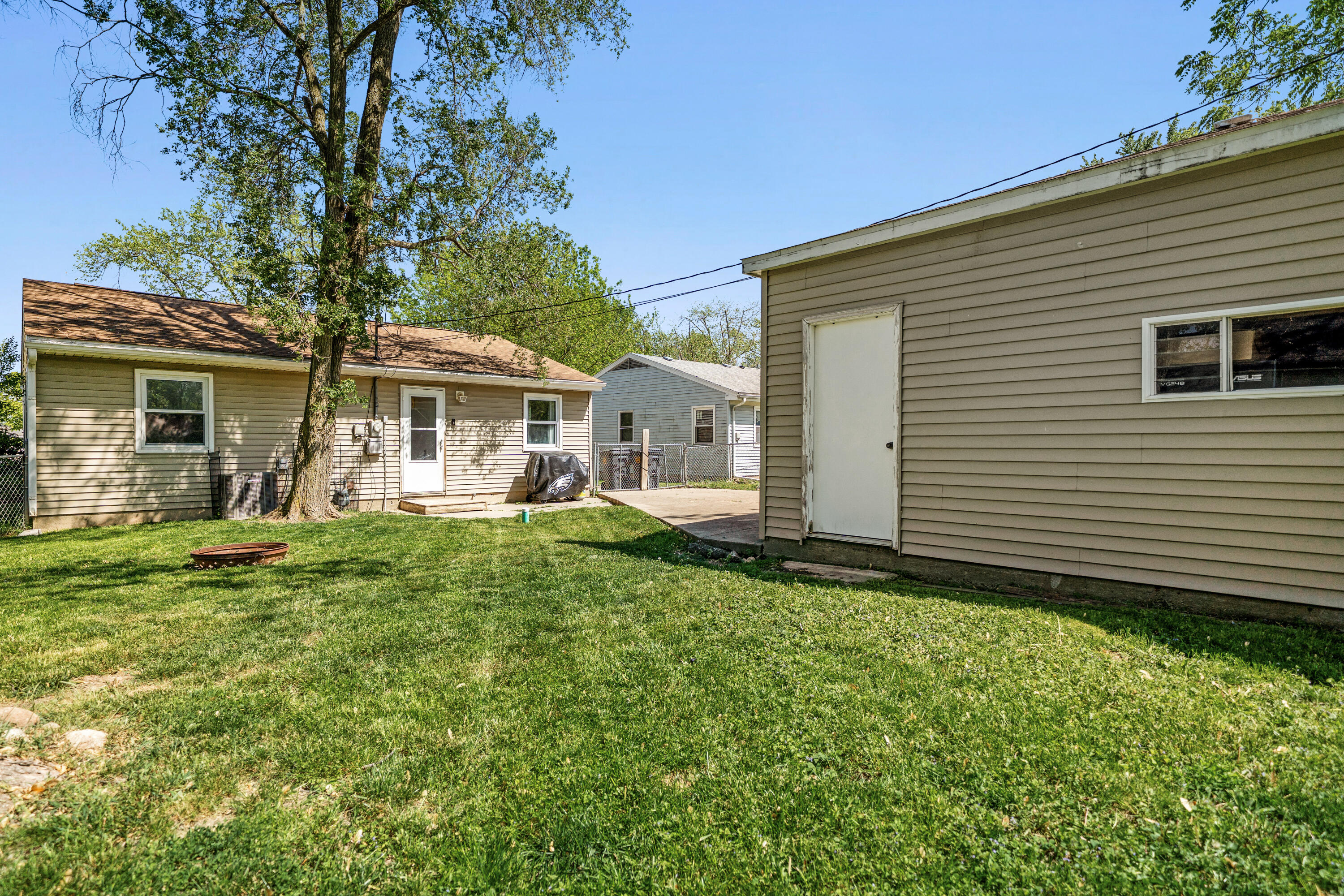 736-1 Imperial Road Valparaiso, IN 46385 - Photo 16 of 16 a front view of a house with a yard