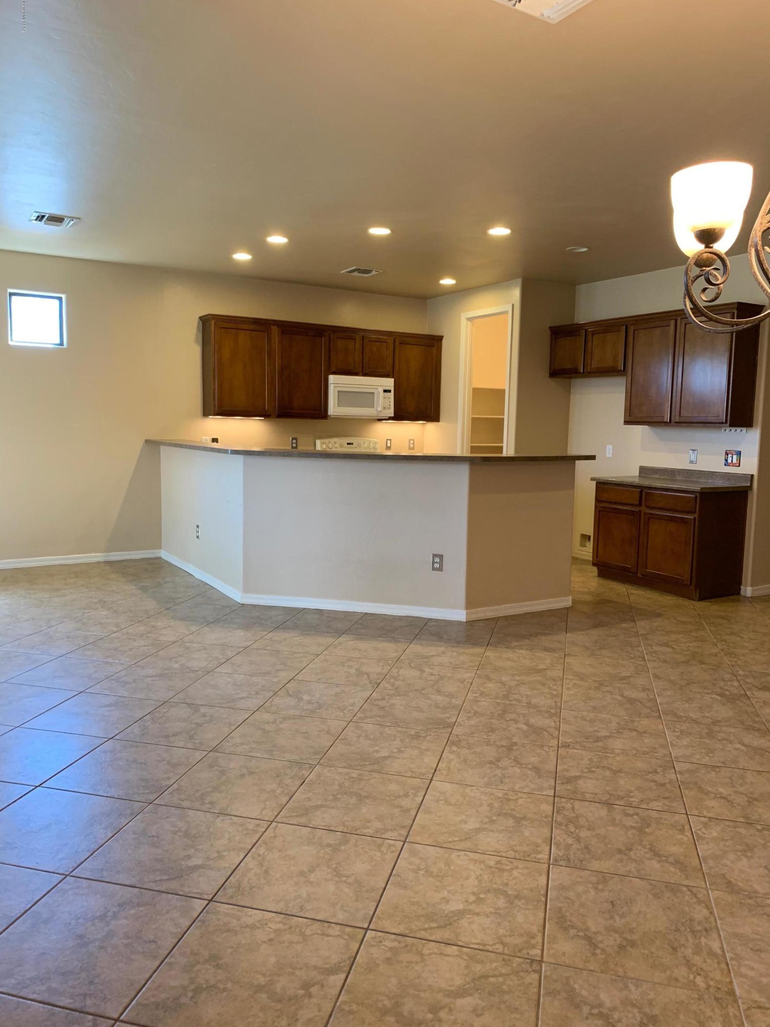 12268 West Reyher Farms Loop Marana, AZ 85653 - Photo 8 of 32