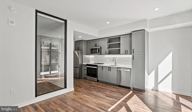 $2,678 | 3990 Upton Street Northwest, Unit 1BPARC1136, Washington, DC 20016