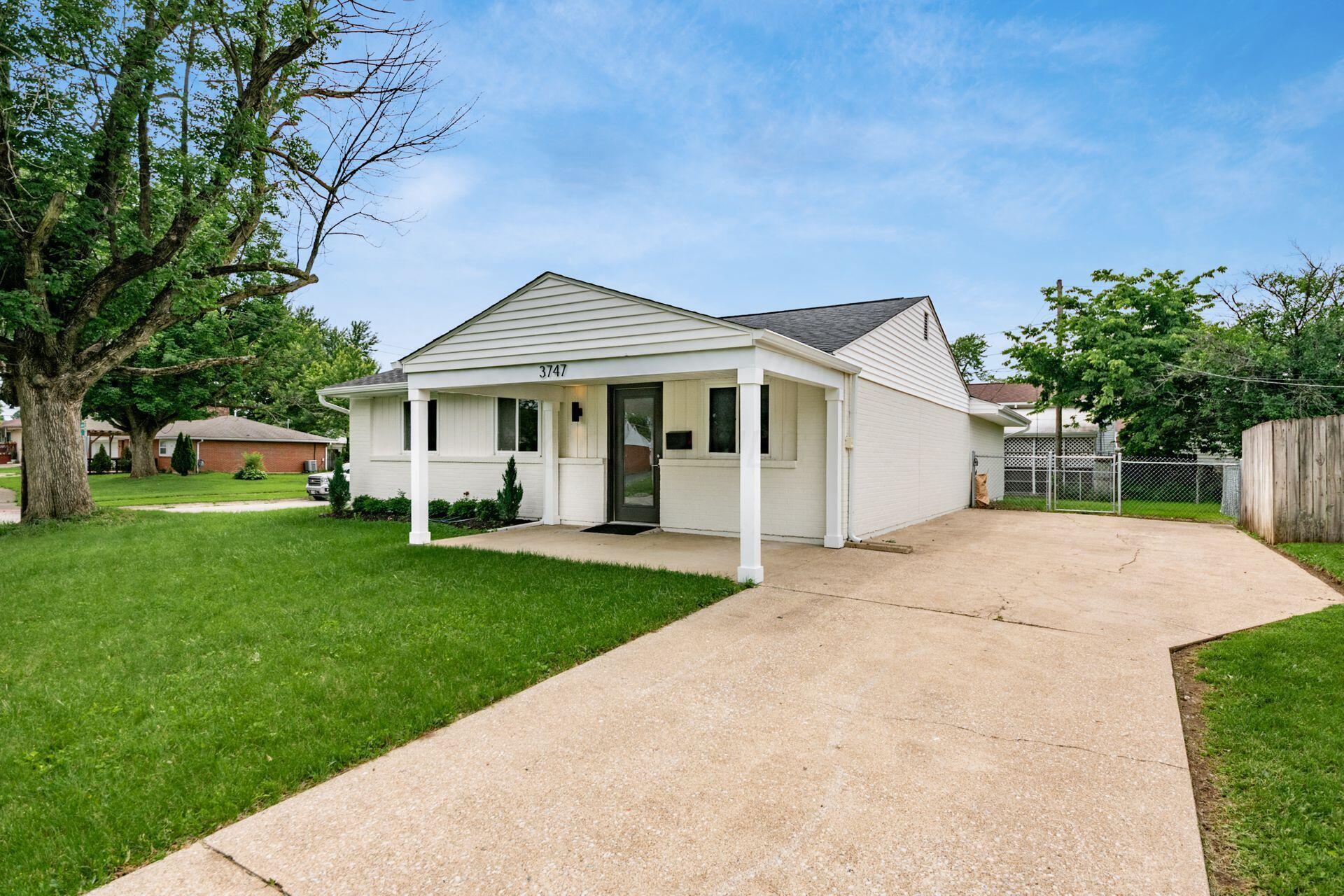 3747 Ferman Road Columbus, OH 43207 - Photo 4 of 56