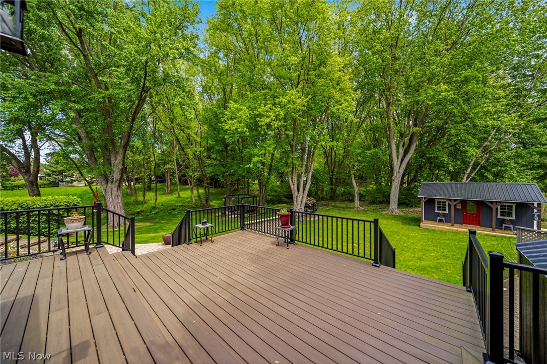2087 Chimney Ridge Drive Madison, OH 44057 - Photo 7 of 36 Composite decking