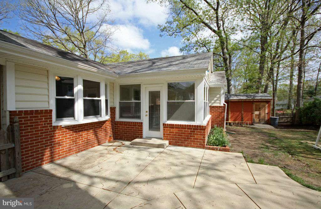 15903 Bond Mill Road Laurel, MD 20707 - Photo 20 of 21 Patio