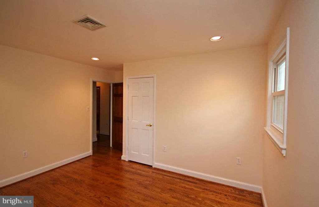 15903 Bond Mill Road Laurel, MD 20707 - Photo 9 of 21 Bedroom