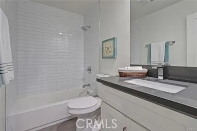 $3,295 | 6028 South Pacific Coast Highway, Unit 3, Redondo Beach, CA 90277