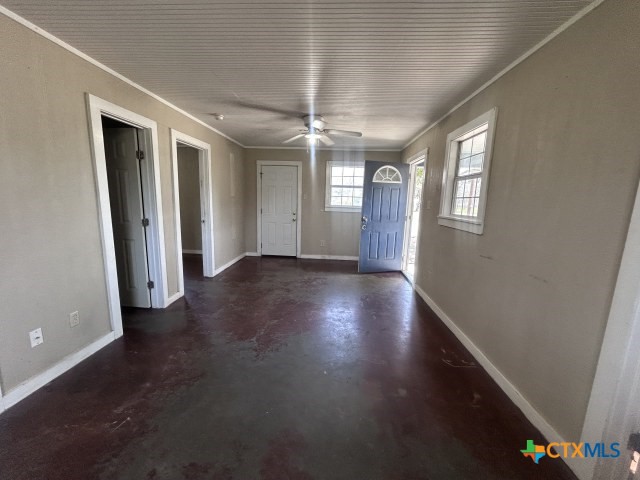 902 Simpson Street Yoakum, TX 77995 - Photo 6 of 11