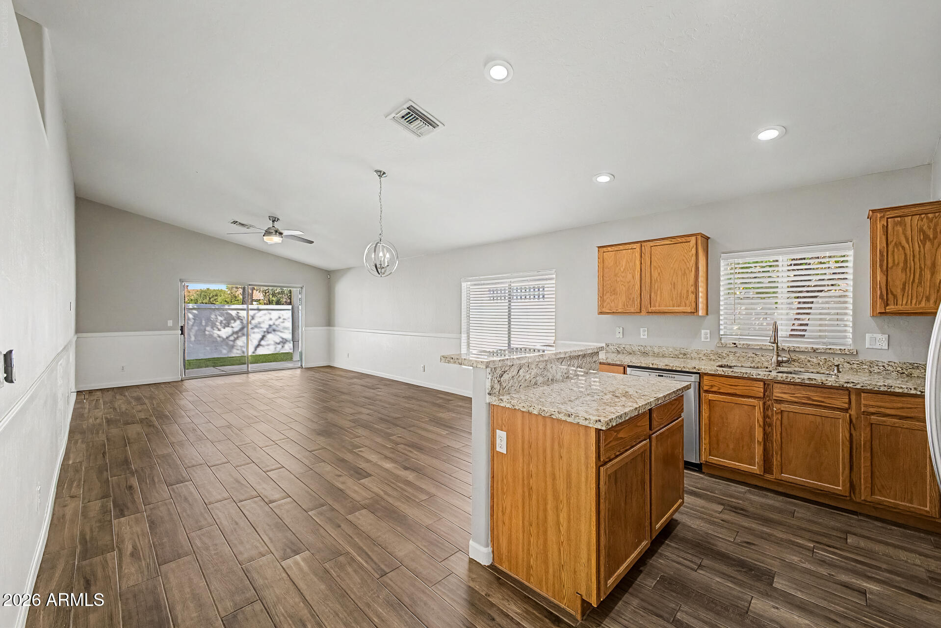 1321 North Malibu Lane Gilbert, AZ 85234 - Photo 7 of 27 11 Malibu
