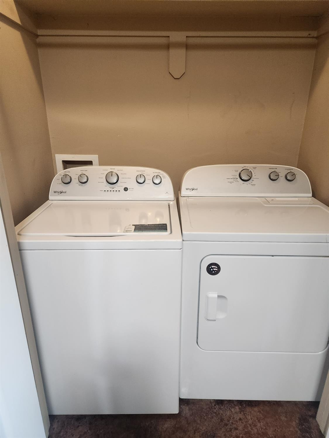 2109 21st Street, Unit 2 Lubbock, TX 79411 - Photo 8 of 21 a utility room with dryer and washer
