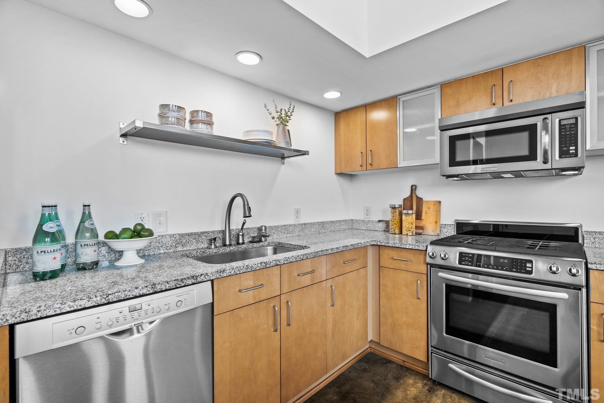 701 West Trinity Avenue Durham, NC 27701 - Photo 8 of 37